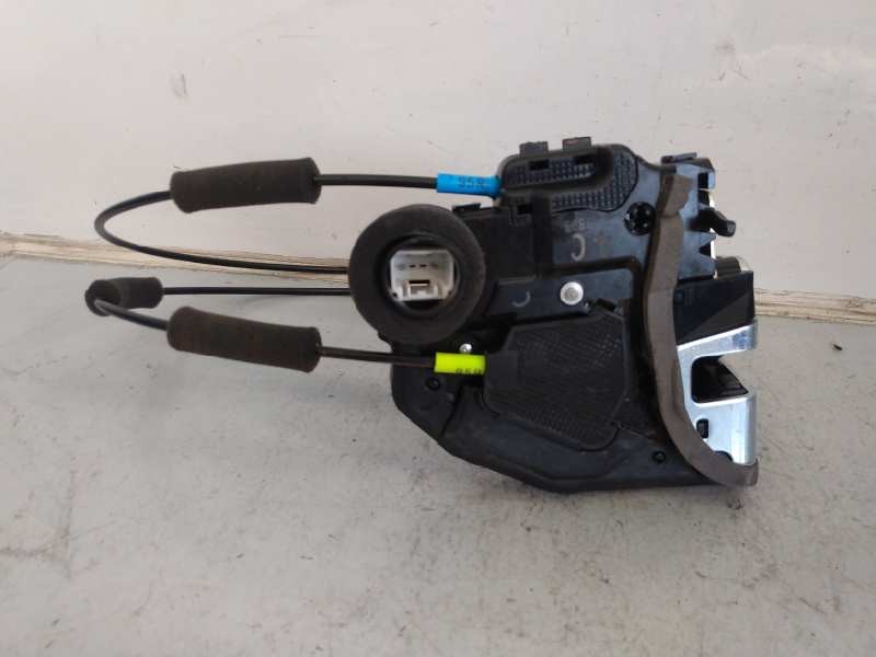 Recambio de cerradura puerta trasera izquierda para toyota land cruiser (j15) limited referencia OEM IAM   E2-B4-18-1