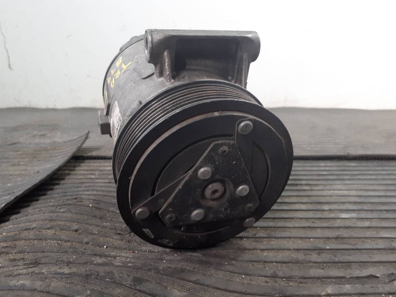 Recambio de compresor aire acondicionado para opel vivaro furgón/combi (07.2006 =>) furgón 2.9t l1h1 referencia OEM IAM 82008551