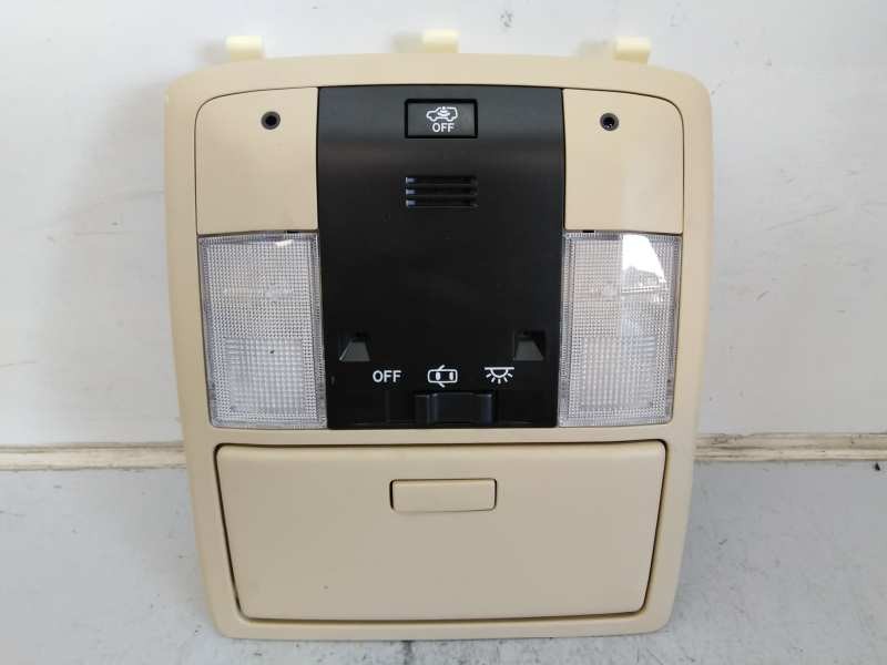 Recambio de luz interior para toyota land cruiser (j15) limited referencia OEM IAM   E2-B4-18-1