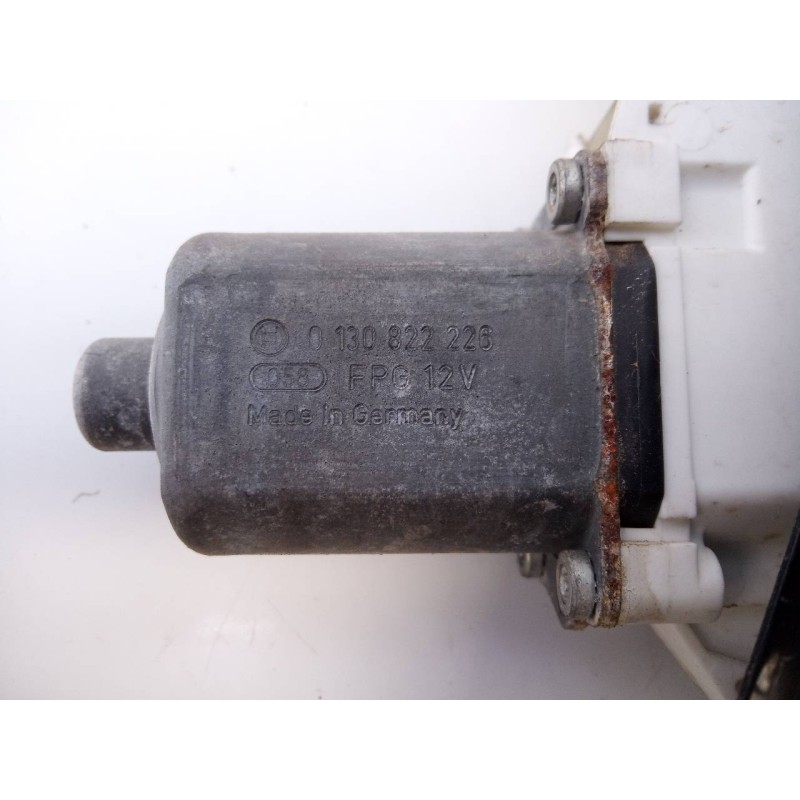 Recambio de elevalunas delantero izquierdo para bmw serie 3 berlina (e90) 320d referencia OEM IAM 0130822226  E1-A3-40-2