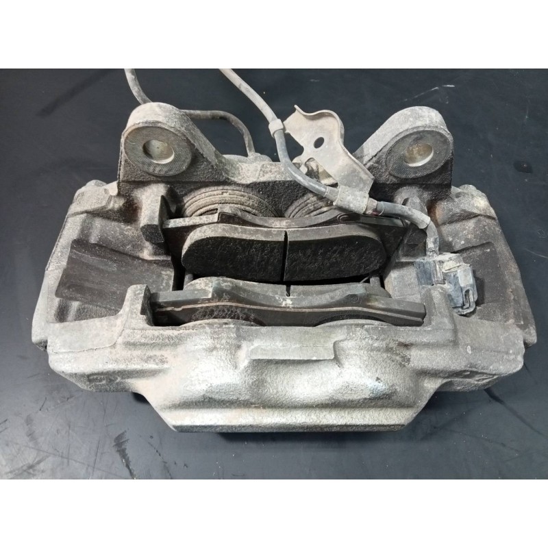 Recambio de pinza freno delantera derecha para toyota land cruiser (j15) limited referencia OEM IAM   P1-A4-3