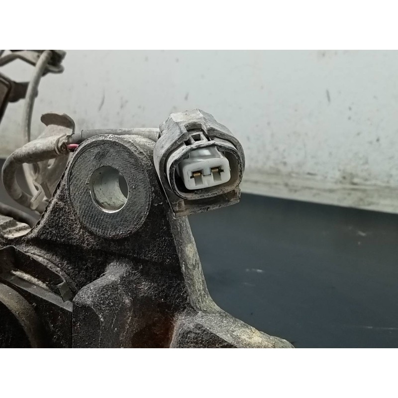 Recambio de pinza freno delantera derecha para toyota land cruiser (j15) limited referencia OEM IAM   P1-A4-3