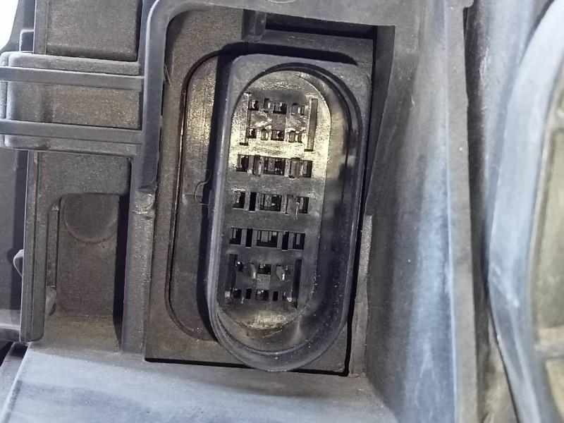 Recambio de faro derecho xenon para audi q7 (4l) 4.2 tdi (240kw) referencia OEM IAM 4L0941004A 89312900 E1-A5-43-1