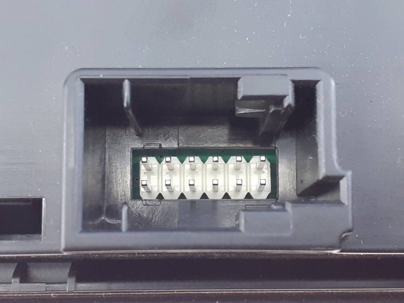 Recambio de sistema audio / radio cd para citroën c4 lim. seduction referencia OEM IAM 9801189780 980071738000 E3-B2-28-4