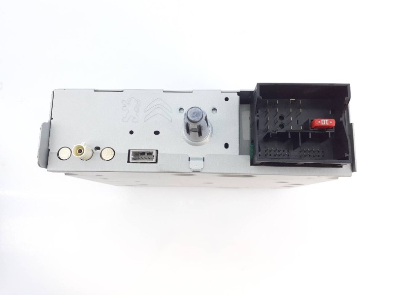 Recambio de sistema audio / radio cd para citroën c4 lim. seduction referencia OEM IAM 9801189780 980071738000 E3-B2-28-4