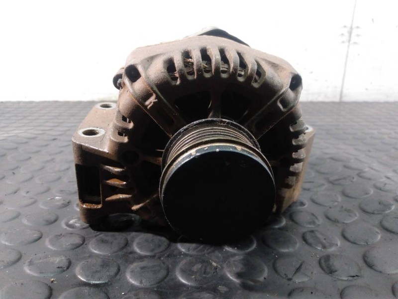 Recambio de alternador para fiat fiorino sx furg. referencia OEM IAM 51784845 2543477A P3-A4-30-2