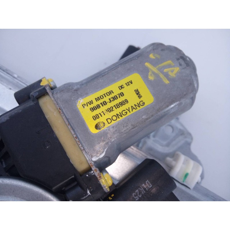 Recambio de elevalunas trasero derecho para chevrolet orlando lt+ referencia OEM IAM 98810J3070  E2-B6-55-2