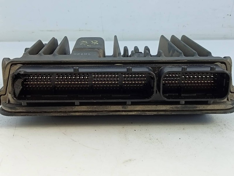 Recambio de centralita motor uce para toyota auris active referencia OEM IAM 896610ZU90 MB2762000690 E3-B2-17-3