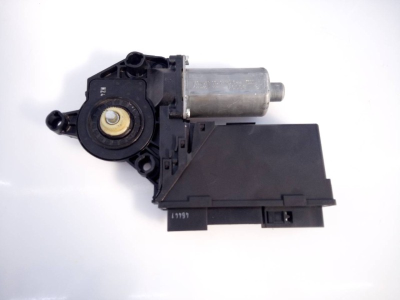 Recambio de elevalunas trasero izquierdo para audi a4 avant (8e) 2.5 tdi referencia OEM IAM 8E0959801A  E1-B6-16-2