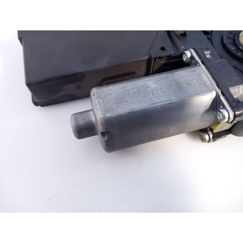 Recambio de elevalunas trasero izquierdo para audi a4 avant (8e) 2.5 tdi referencia OEM IAM 8E0959801A  E1-B6-16-2