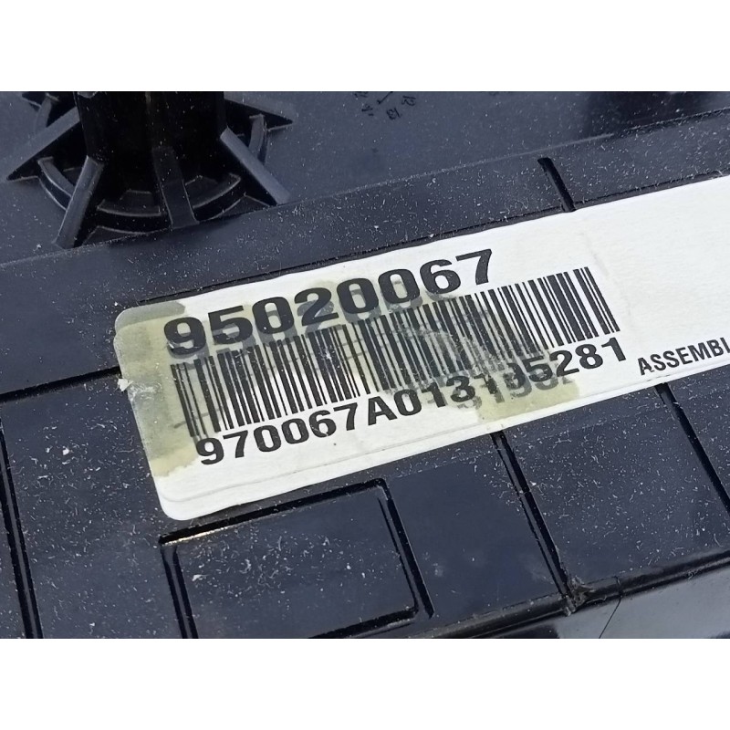 Recambio de sistema audio / radio cd para chevrolet orlando lt+ referencia OEM IAM 22824480G 95020067 E3-A5-9-2