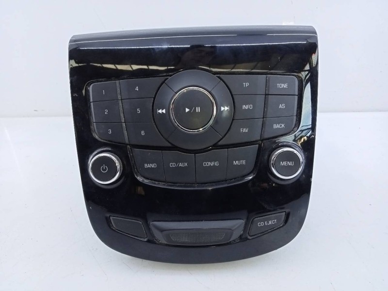 Recambio de sistema audio / radio cd para chevrolet orlando lt+ referencia OEM IAM 22824480G 95020067 E3-A5-9-2