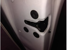 CERRADURA PUERTA TRASERA IZQUIERDA 