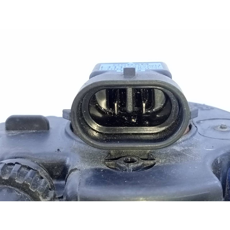 Recambio de faro antiniebla derecho para renault megane iii berlina 5 p limited referencia OEM IAM 8200074008 89202503 E1-A1-47-