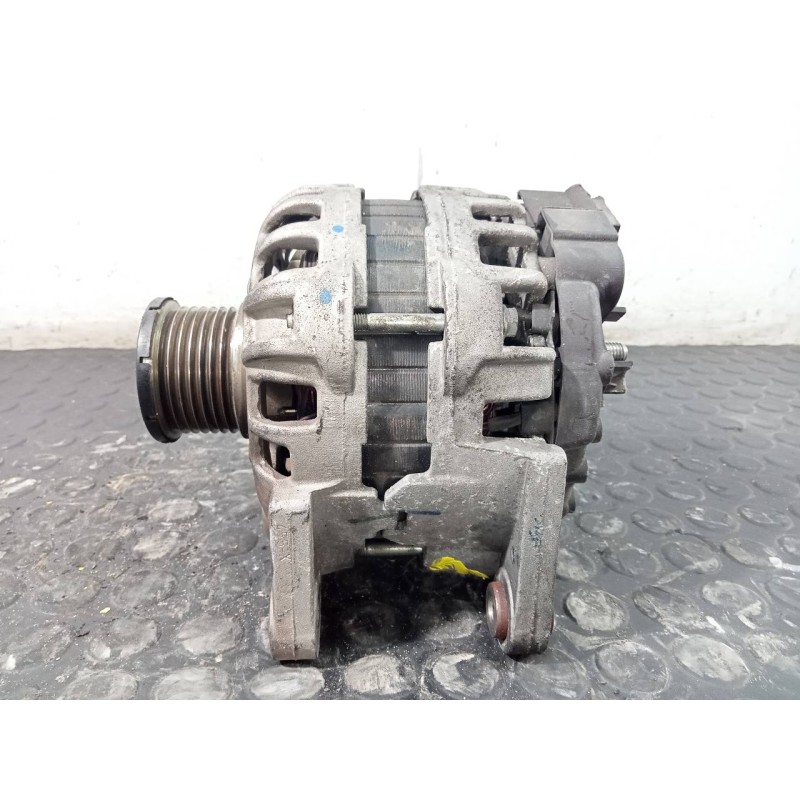 Recambio de alternador para dacia sandero stepway referencia OEM IAM 231005079R F000BL0456 P3-B6-2-3