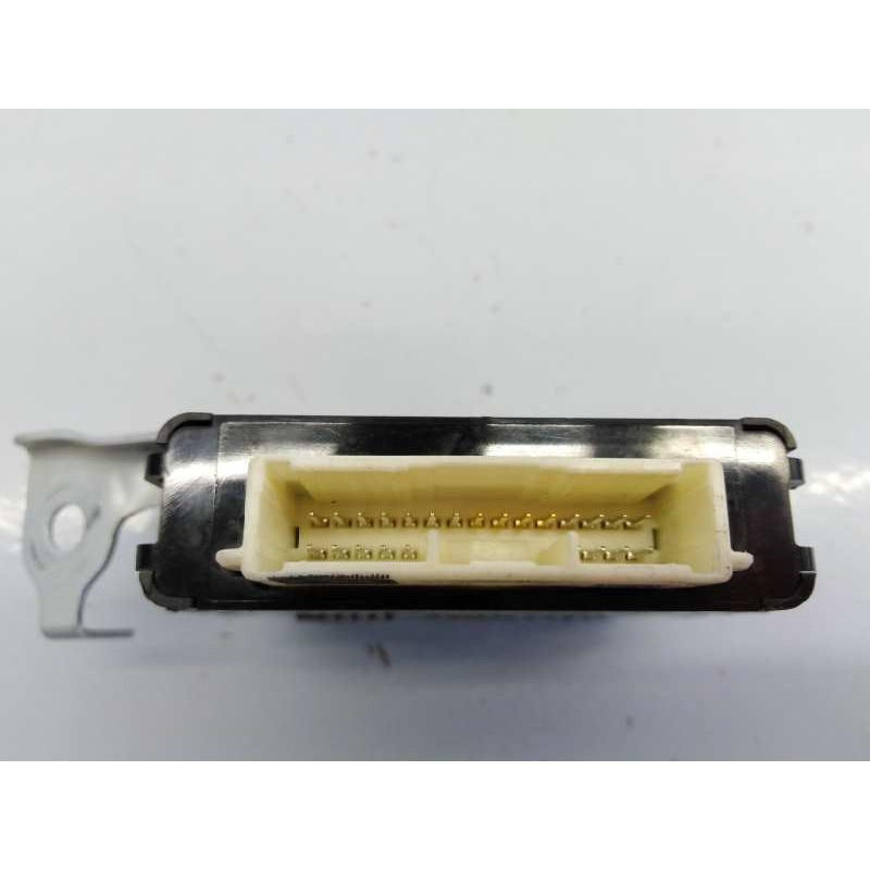 Recambio de modulo electronico para toyota hilux (kun) referencia OEM IAM 8996071070 3560070569 E3-B2-4-3