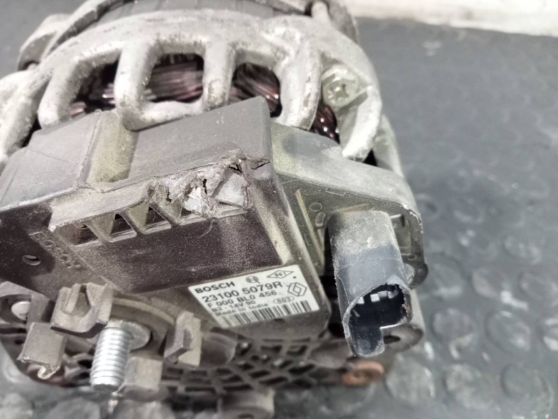 Recambio de alternador para dacia sandero stepway referencia OEM IAM 231005079R F000BL0456 P3-B6-2-3