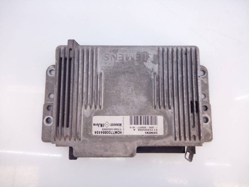 Recambio de centralita motor uce para renault megane i berlina hatchback (ba0) 1.6e europa referencia OEM IAM 7700105983 S115300
