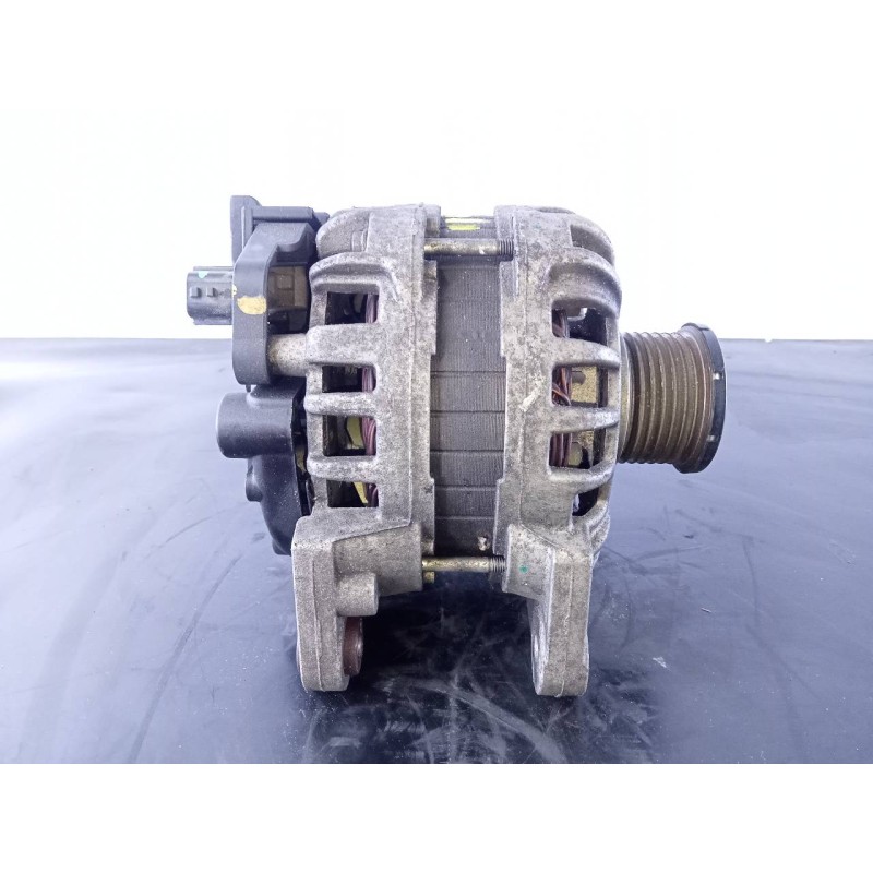 Recambio de alternador para dacia sandero stepway ambiance referencia OEM IAM 231008593R  P3-A4-23-2