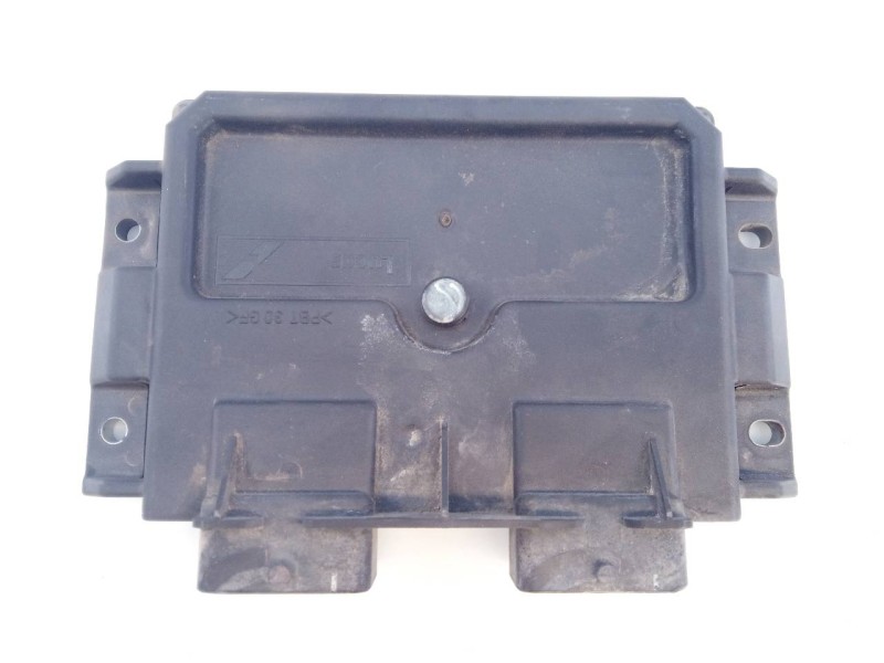 Recambio de centralita motor uce para peugeot 206 berlina x-line referencia OEM IAM R04080022E 9640900080 E3-B4-9-4