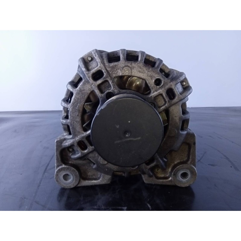 Recambio de alternador para dacia sandero stepway ambiance referencia OEM IAM 231008593R  P3-A4-23-2