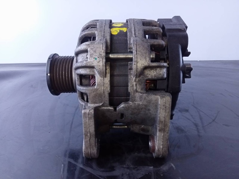 Recambio de alternador para dacia sandero stepway ambiance referencia OEM IAM 231008593R  P3-A4-23-2
