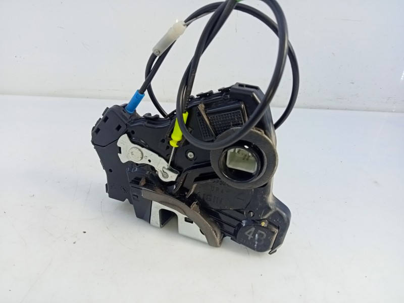 Recambio de cerradura puerta delantera derecha para toyota auris active referencia OEM IAM 4B210716X  E2-B4-55-1