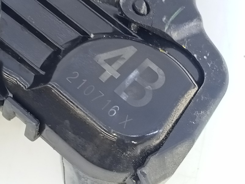 Recambio de cerradura puerta delantera derecha para toyota auris active referencia OEM IAM 4B210716X  E2-B4-55-1