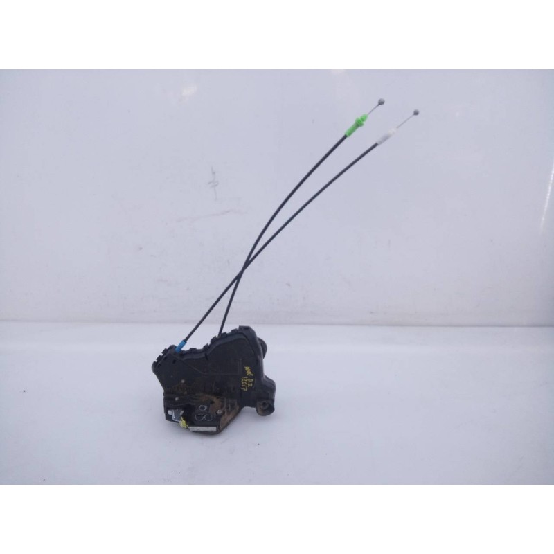 Recambio de cerradura puerta delantera izquierda para toyota auris active referencia OEM IAM 6A260816C  E2-B4-61-1