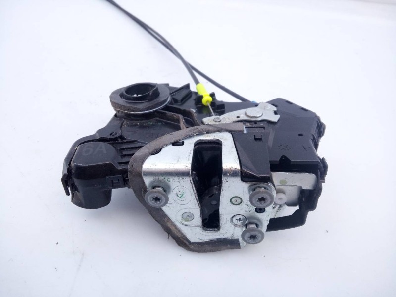 Recambio de cerradura puerta delantera izquierda para toyota auris active referencia OEM IAM 6A260816C  E2-B4-61-1