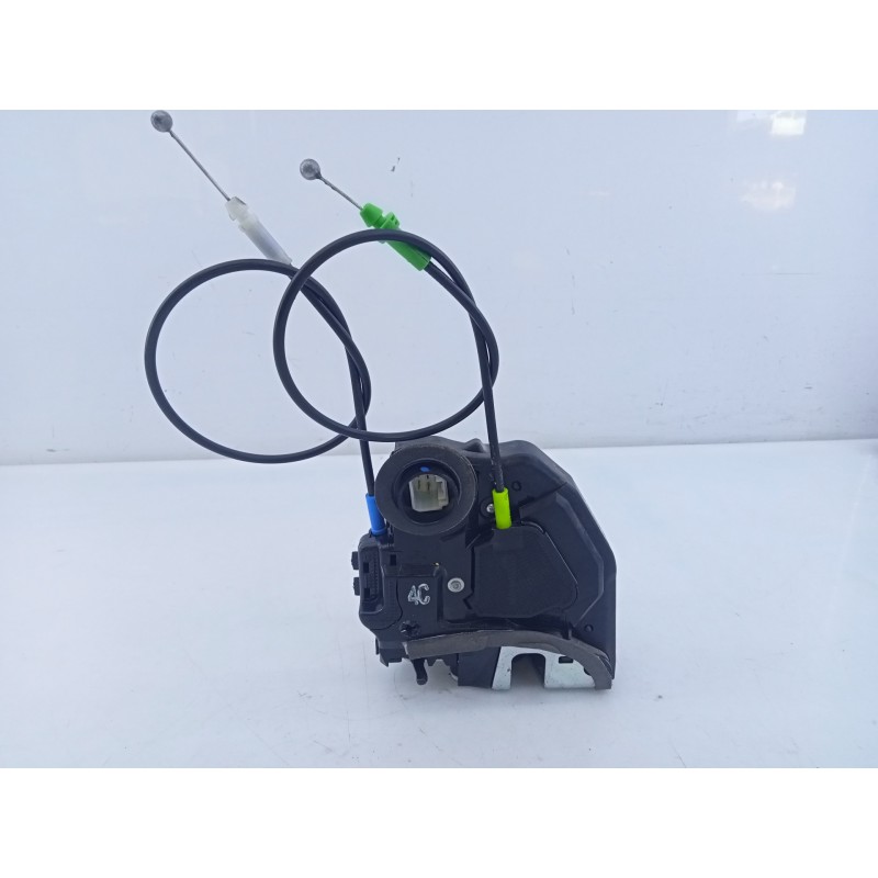 Recambio de cerradura puerta trasera derecha para toyota auris active referencia OEM IAM   E2-B4-55-1