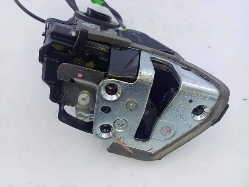 Recambio de cerradura puerta trasera derecha para toyota auris active referencia OEM IAM   E2-B4-55-1
