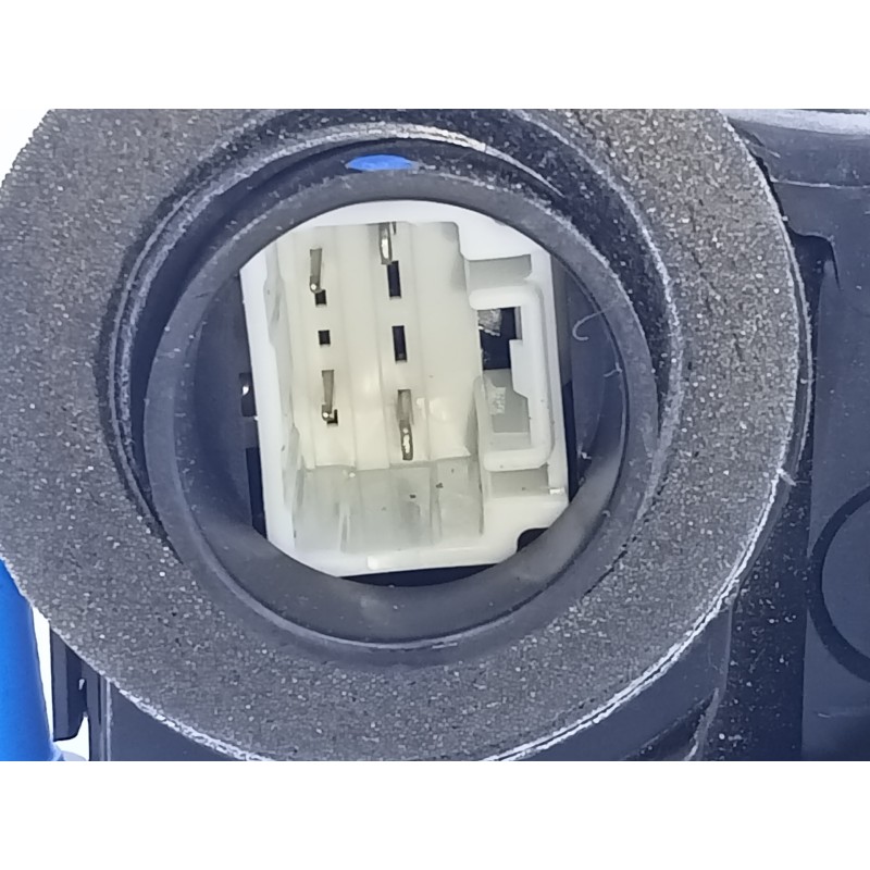 Recambio de cerradura puerta trasera derecha para toyota auris active referencia OEM IAM   E2-B4-55-1