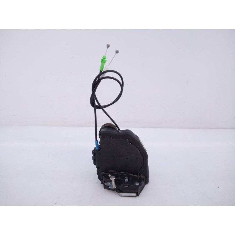 Recambio de cerradura puerta trasera izquierda para toyota auris active referencia OEM IAM   E2-B4-61-2