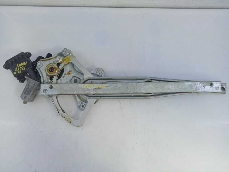 Recambio de elevalunas delantero derecho para toyota auris active referencia OEM IAM 8570102010 961920101 E2-B4-53-1