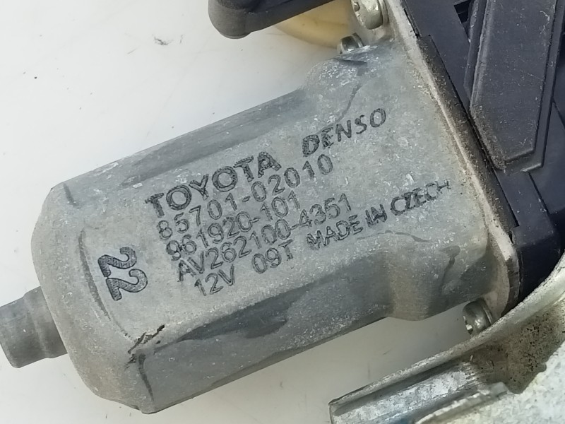 Recambio de elevalunas delantero derecho para toyota auris active referencia OEM IAM 8570102010 961920101 E2-B4-53-1