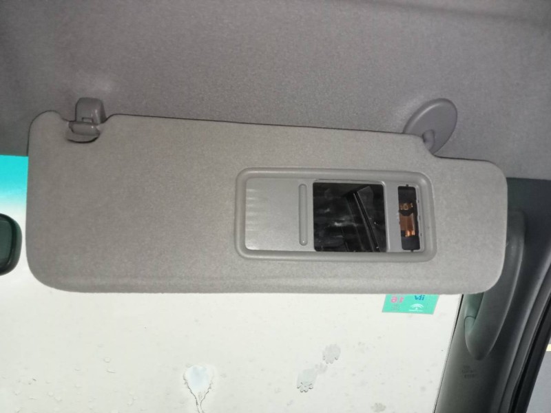 Recambio de parasol derecho para toyota land cruiser (j12) gx referencia OEM IAM   