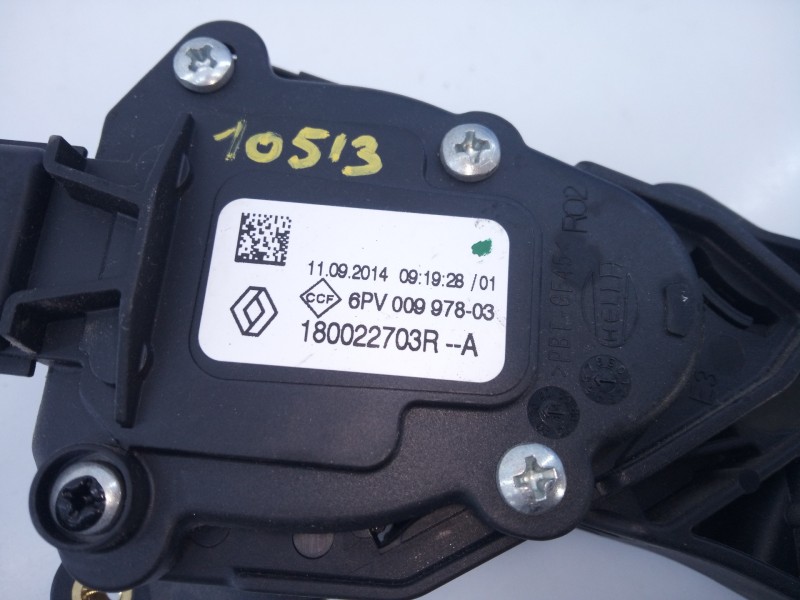 Recambio de pedal acelerador para dacia sandero stepway referencia OEM IAM 180022703R  E2-A1-13-5