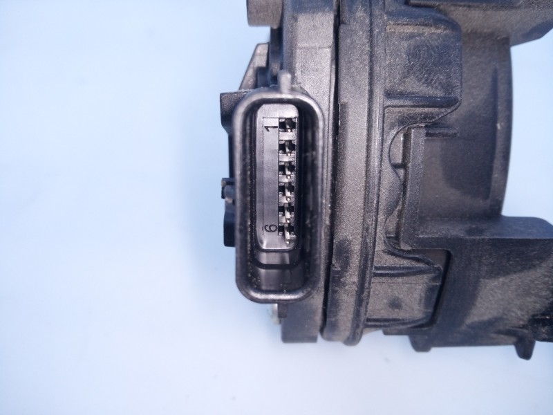 Recambio de pedal acelerador para dacia sandero stepway referencia OEM IAM 180022703R  E2-A1-13-5