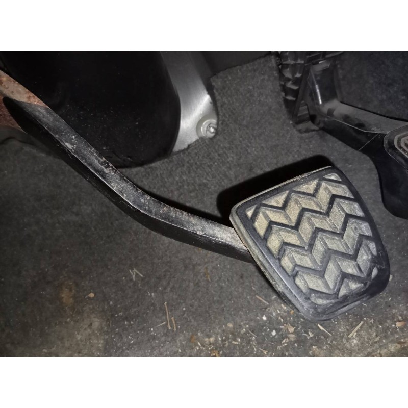 Recambio de pedal freno para toyota land cruiser (j12) gx referencia OEM IAM   