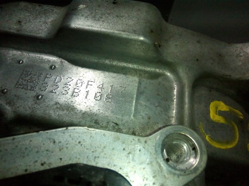 Recambio de caja cambios para toyota yaris hsd advance referencia OEM IAM 1LM 323B108 M1-B2-46