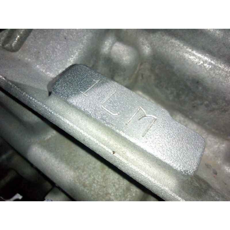 Recambio de caja cambios para toyota yaris hsd advance referencia OEM IAM 1LM 323B108 M1-B2-46