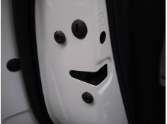 CERRADURA PUERTA TRASERA IZQUIERDA 