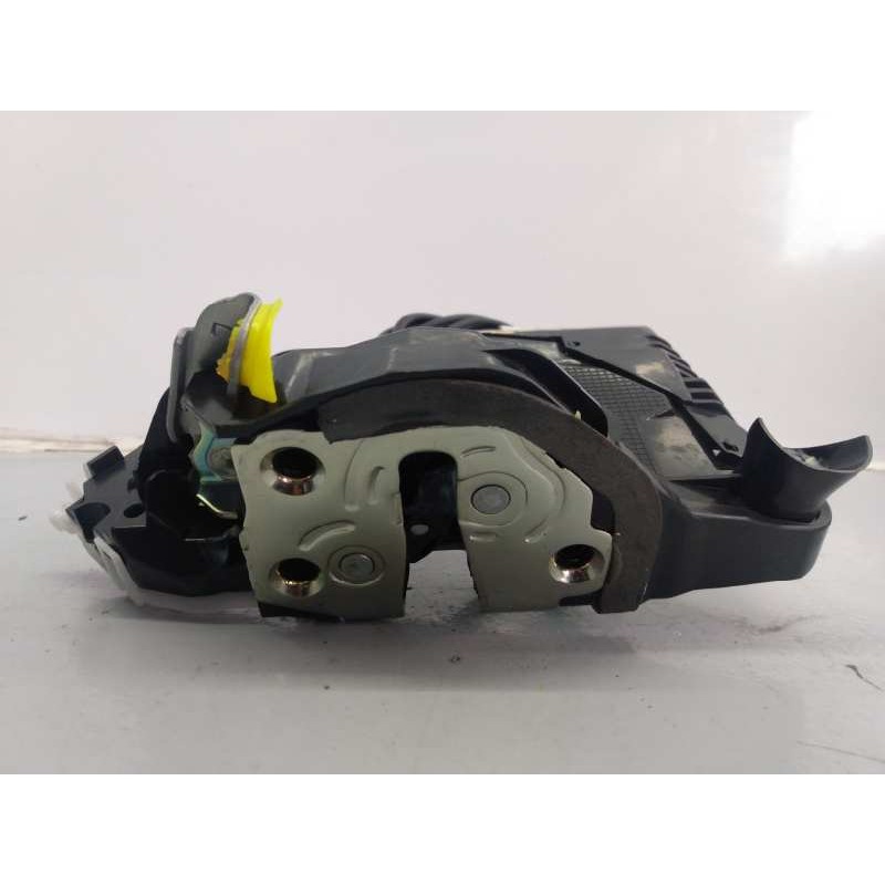 Recambio de cerradura puerta delantera izquierda para toyota yaris hsd advance referencia OEM IAM   E2-B4-5-1