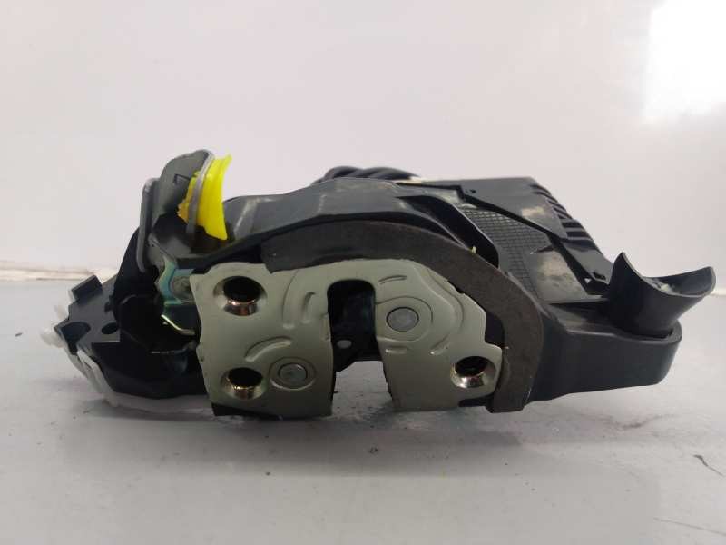 Recambio de cerradura puerta delantera izquierda para toyota yaris hsd advance referencia OEM IAM   E2-B4-5-1