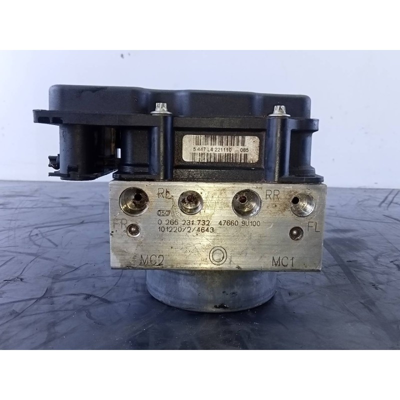 Recambio de abs para nissan note (e11e) tekna referencia OEM IAM 0265231732 0265800518 P3-B8-22-4