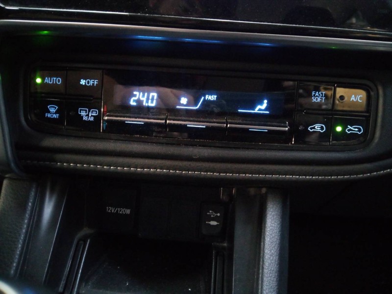 Recambio de mando climatizador para toyota auris active referencia OEM IAM   