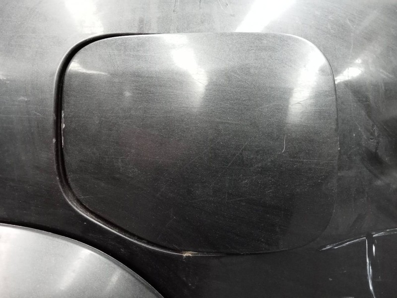 Recambio de tapa exterior combustible para toyota land cruiser (j12) gx referencia OEM IAM   