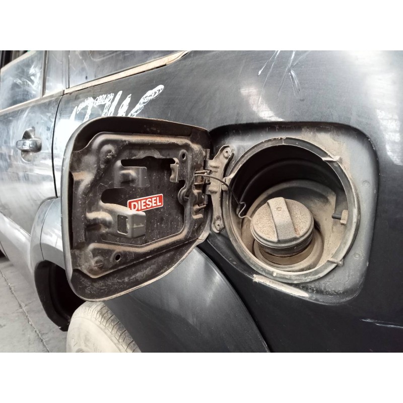 Recambio de tapa exterior combustible para toyota land cruiser (j12) gx referencia OEM IAM   