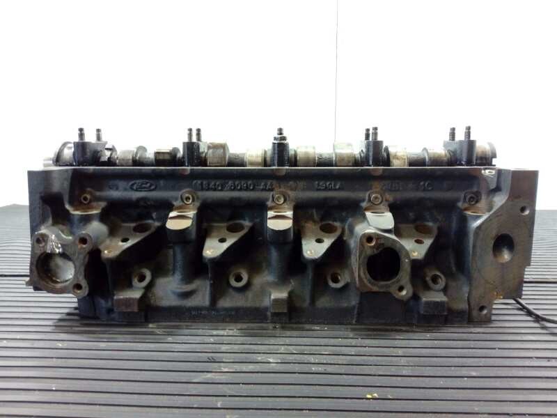 Recambio de culata para ford escort berlina/turnier referencia OEM IAM 18406090 200€ P1-B8-12-4